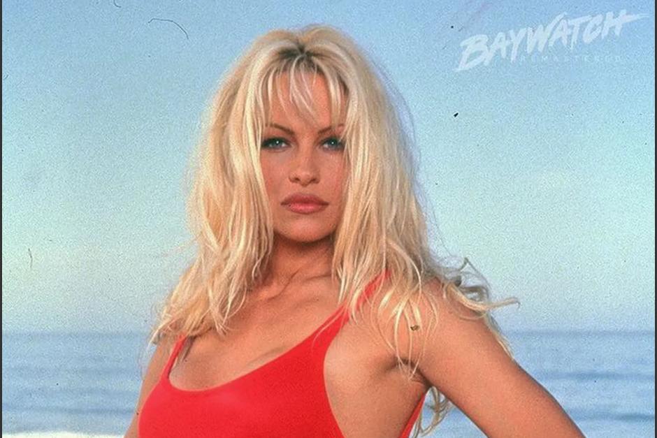 Pamela Anderson tendrá una propia línea de trajes de baño. (Foto: TN) 