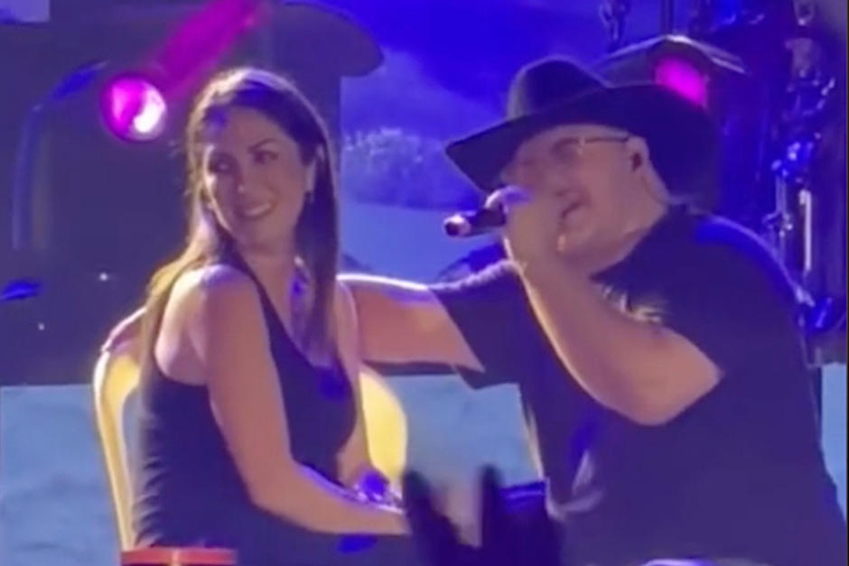 La chef guatemalteca recibió una canción de la agrupación. (Foto: Captura de pantalla)