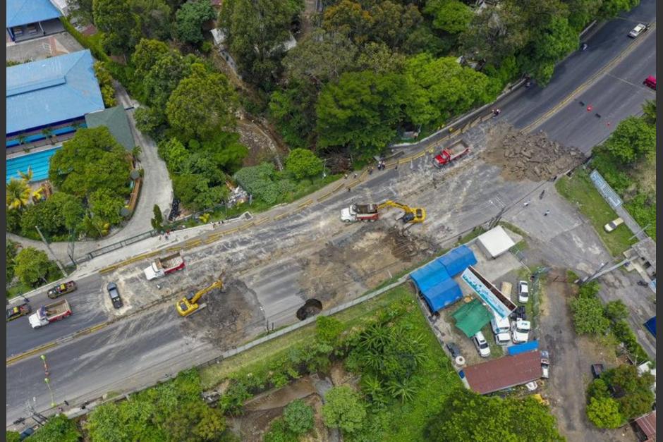 Estos son los detalles del hundimiento que se produjo en el kilómetro 17.5 de la ruta al Pacífico. (Foto: Covial)