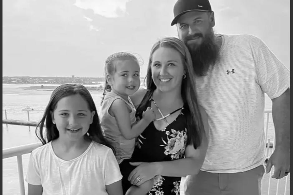 La madre de dos niñas murió luego de beber demasiada agua tras sentirse deshidratada. (Foto: NYP)