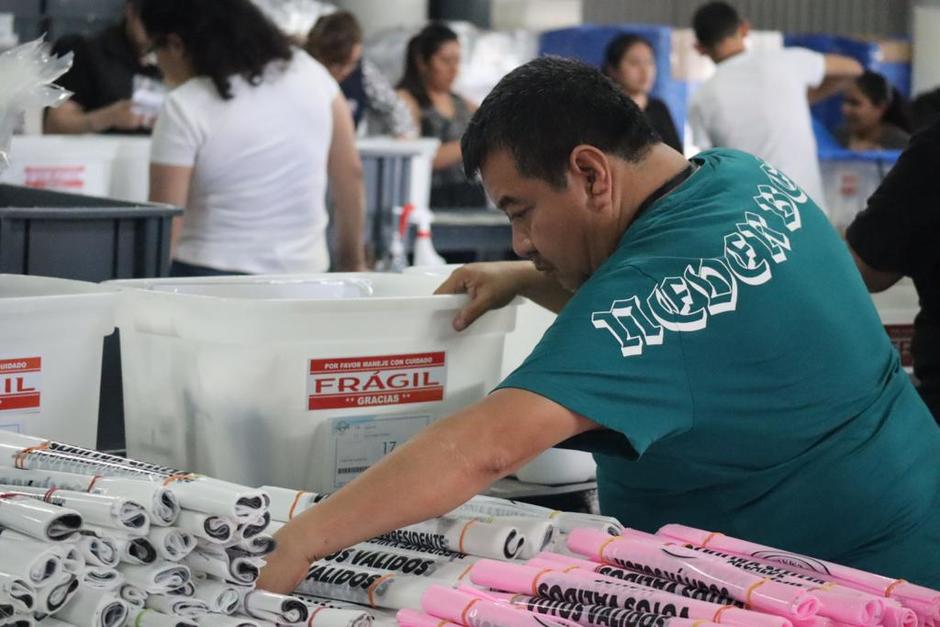 Las primeras cajas electorales llegarán este viernes a Quiché, Huehuetenango y Sololá. (Foto: TSE)