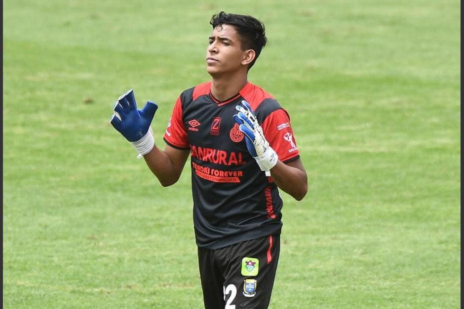 Navarro defendió la portería de Mixco en el Apertura 2022. (Foto: Soy502)