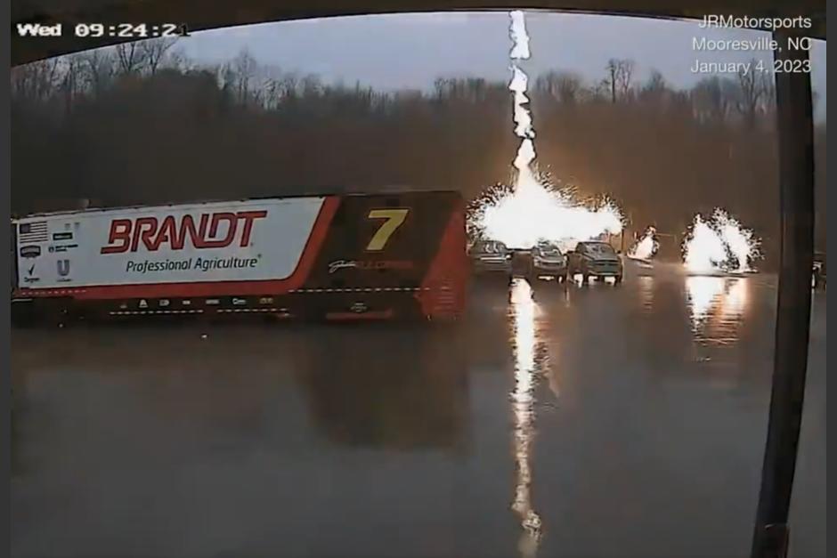 El hecho se registró durante la mañana del 4. de enero en Carolina del Norte. (Captura Video)