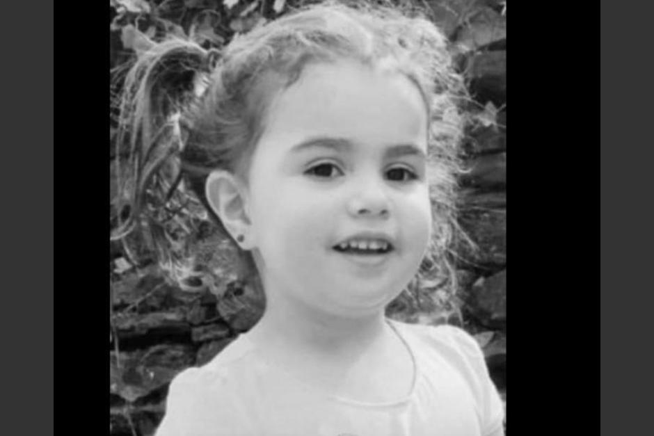 Madre de Ellie Samara asegura que la niña no cayó accidentalmente al río, sino fue sustraída de su vivienda. (Foto: redes sociales)