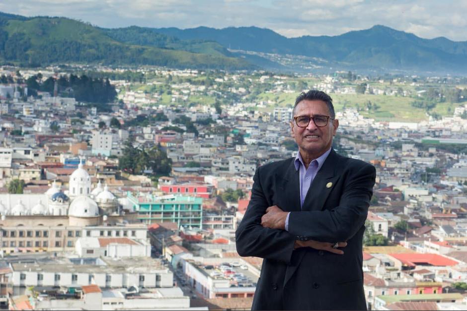 El creador de contenido se ha hecho popular por sus explicaciones a modismos usados por los guatemaltecos. (Foto: Facebook/Raúl Izas)