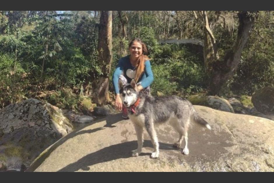 Mío quiso ayudar a su dueña ante la presencia del delincuente. (Foto: Facebook/Evelyn Guevara)