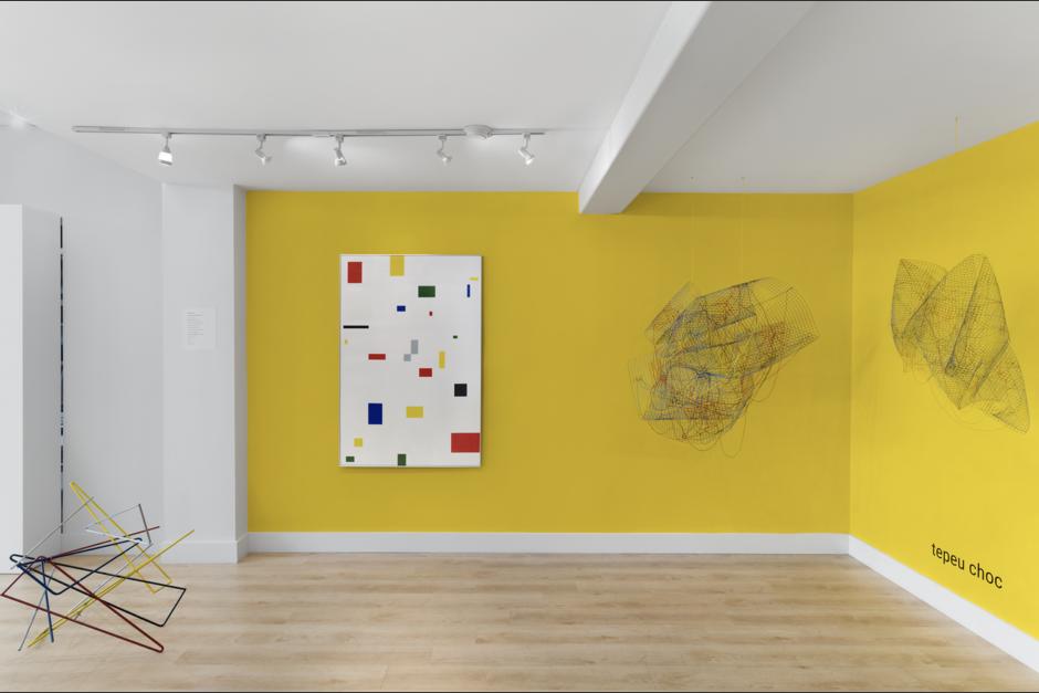 Las obras de artistas guatemaltecos que se exponen en Miami rinden homenaje a la cultura maya. (Foto: Tanya Brillembourg Art Gallery)