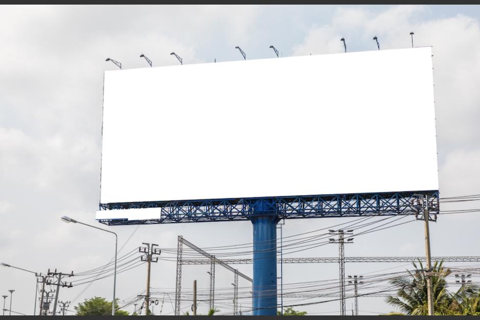 Los vientos de este fin de semana afectan el cableado eléctrico y algunas vallas publicitarias fueron derribadas. (Foto: Ilustrativa/Shutterstock) 