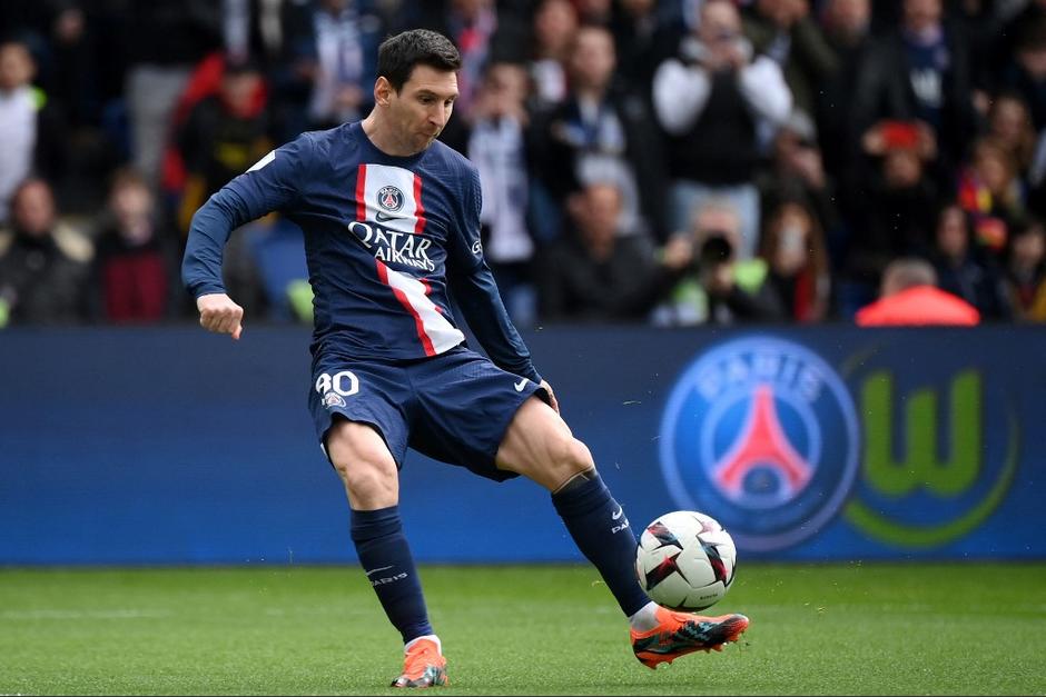 Messi cobró un tiro libre que terminó en gol para el PSG. (Foto: AFP)