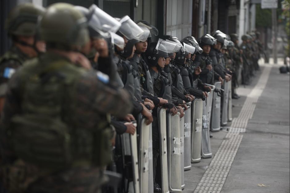 Un fuerte dispositivo de seguridad rodea el Parque de la Industria en donde se realizan las audiencias de revisión de escrutinios. (Foto: Wilder López/Soy502)