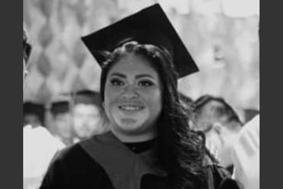 La joven fue asesinada al salir de su trabajo, mientras esperaba el bus. (Foto: redes sociales)