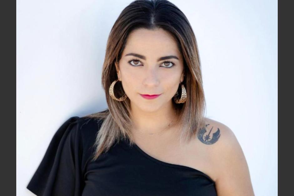 La reconocida locutora guatemalteca se decidió por un cambio de color de cabello. (Foto: archivo/Soy502)