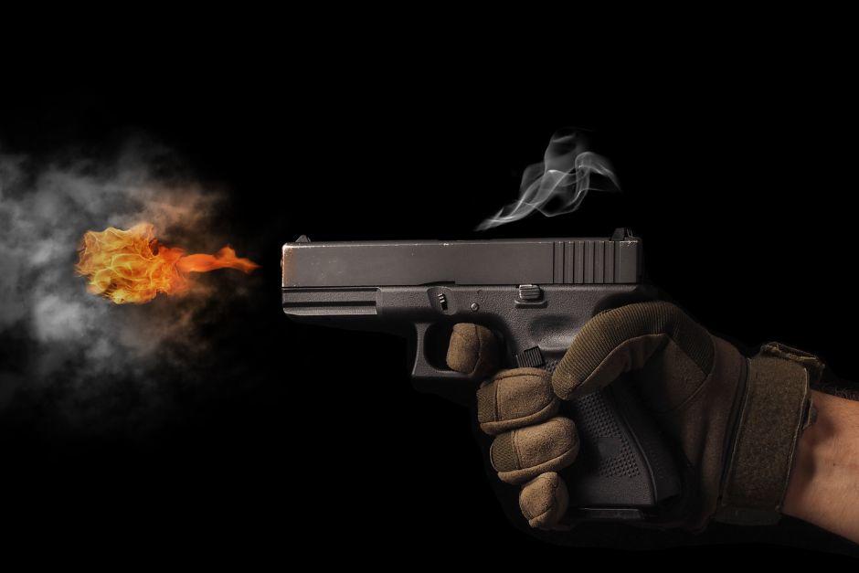 Un hombre que se dirigía para su trabajo fue víctima mortal de un asalto armado en la calzada San Juan. (Foto ilustrativa: Shutterstock)