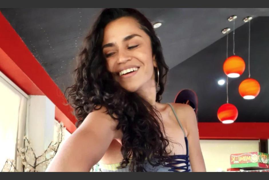 La locutora de "La Tronadora" sorprendió al cantante. (Foto: Instagram)