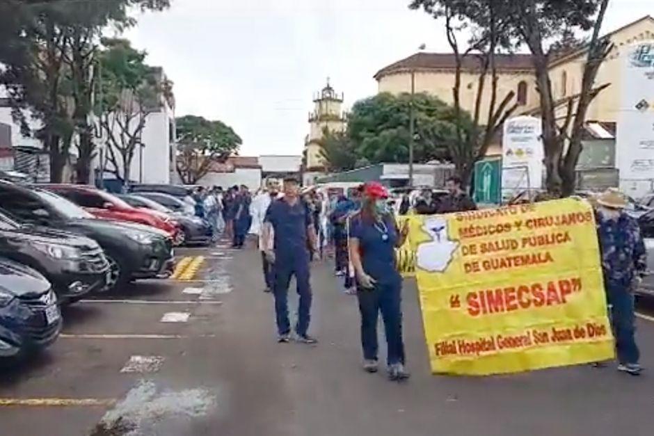 Decenas de personas participan en las manifestaciones convocadas para este lunes 24 de julio. (Foto: captura de pantalla)