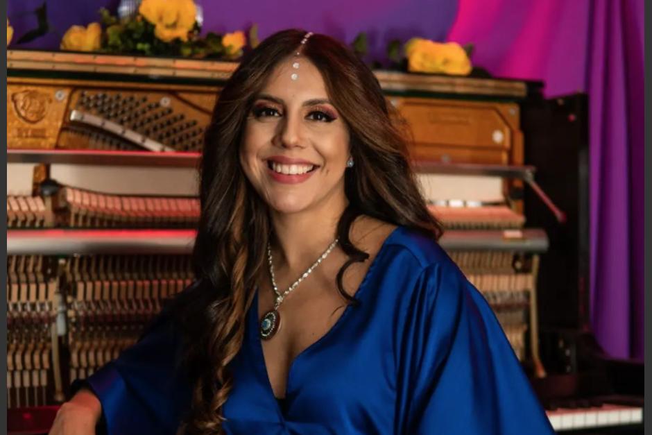 El mexicano destacó el canto de la guatemalteca. (Fotos: Instagram)