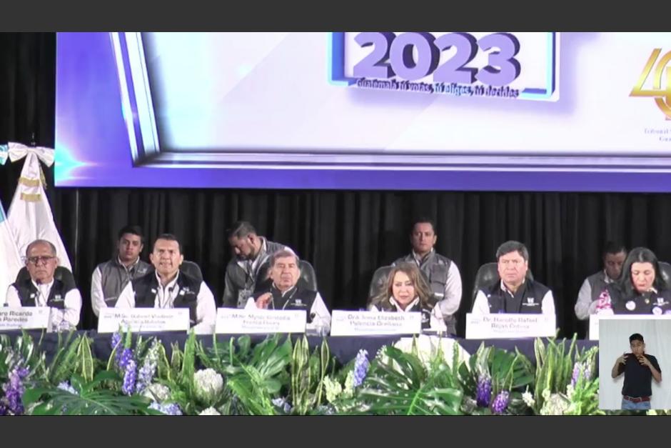 El TSE anuncia la medida en na conferencia de prensa. (Foto: captura de video)