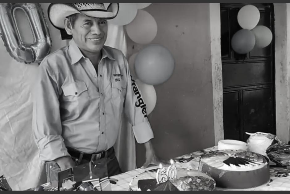 Con un emotivo video recordaron a "Don Hilario", un hombre que perdió la vida durante un asalto, tras realizar un retiro de un banco en Retalhuleu. (Foto: captura de video)