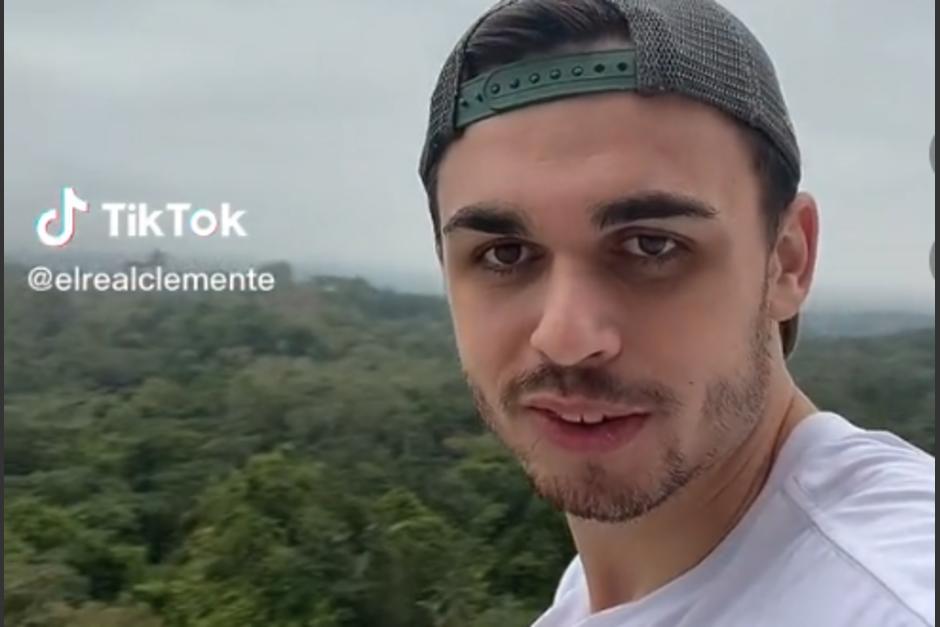 Un joven francés viajó solo a Guatemala tras haberse quedado "con el corazón roto". (Foto: captura de video)