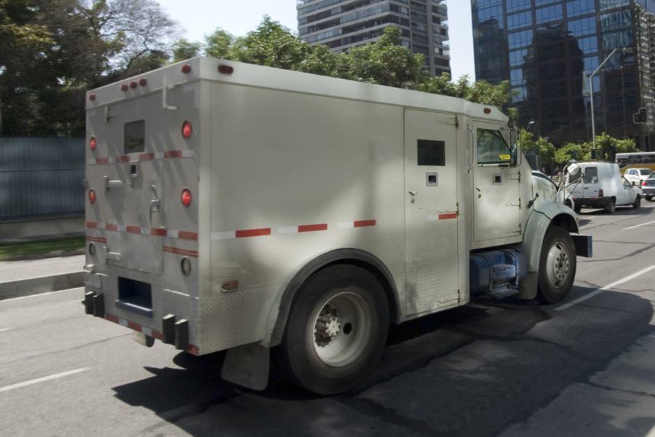 Surgen más detalles sobre el presunto intento de robo de una bolsa de dinero a un camión de valores, que recolectaba efectivo en Antigua Guatemala. (Foto: ilustrativa/Shutterstock)