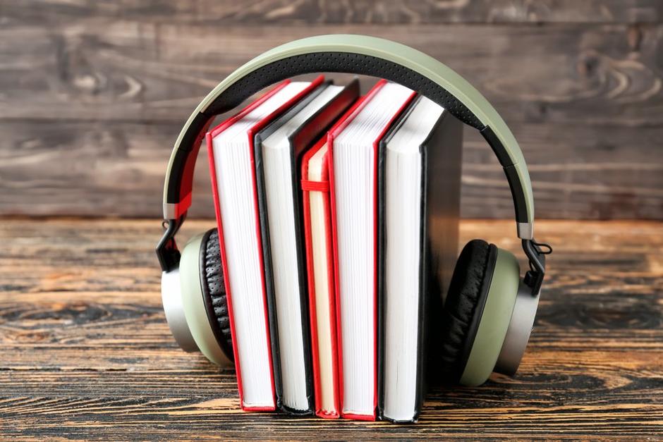 La Inteligencia Artificial comenzó a transformar el mundo de los audiolibros. (Foto: Shutterstock)