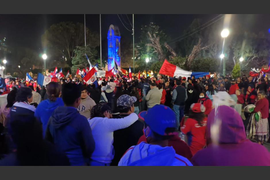 La afición de Xelajú espera el juego de este sábado 27 de mayo. (Foto: Stereo100) 