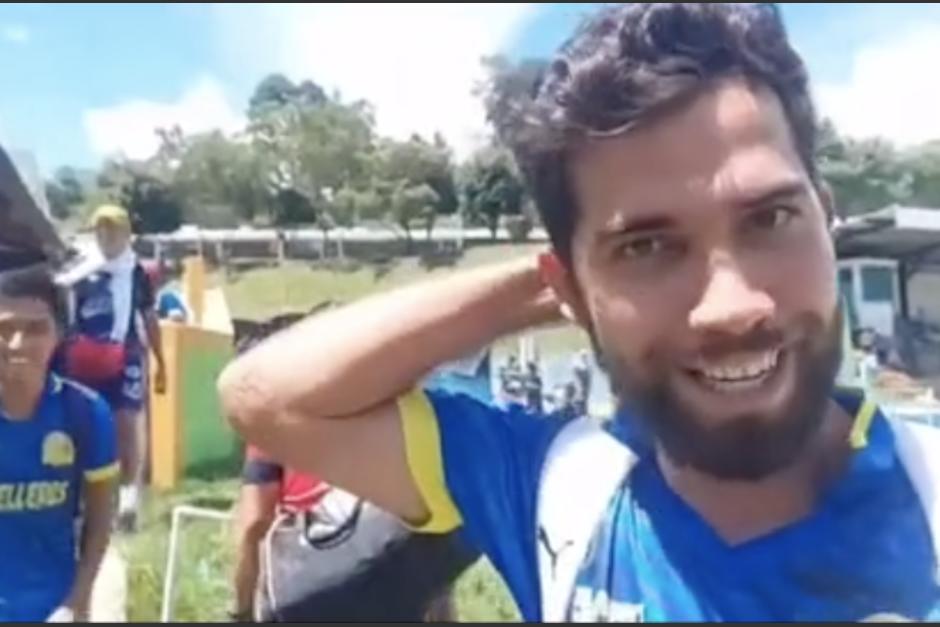 El jugador guatemalteco reveló si su "saludo" le causó problemas. (Foto: captura de video)