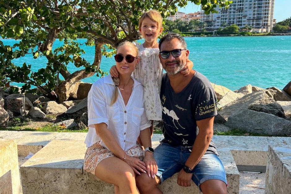 La estrella del futbol nacional visitó el país. (Foto: Instagram)