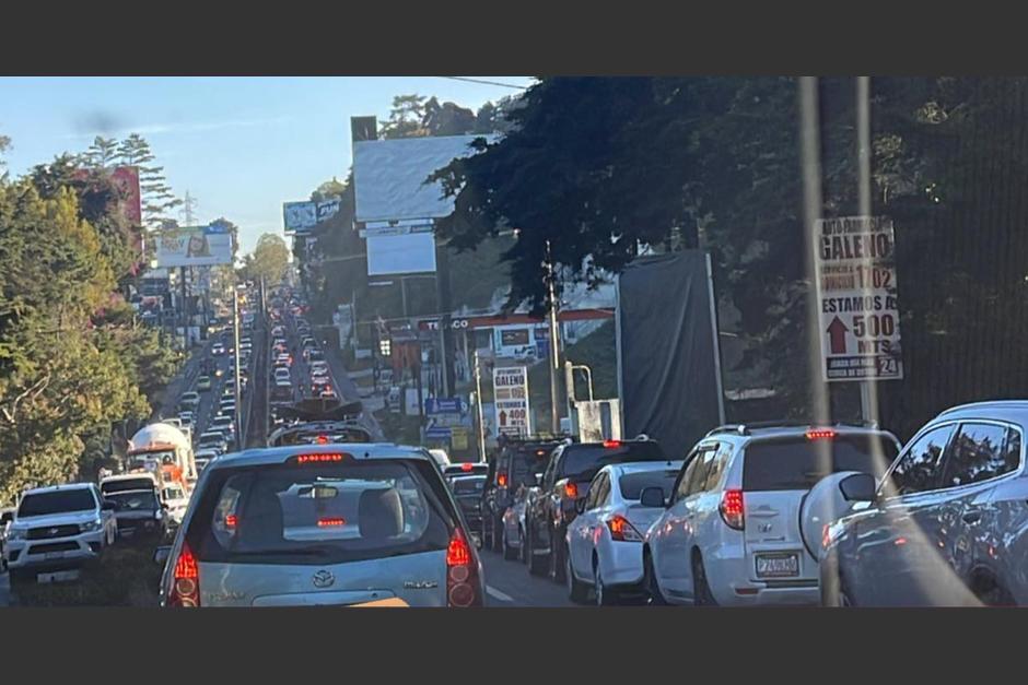 El tránsito en Carretera a El Salvador ha estado detenido desde hace 4 horas, en este martes 23 de enero. (Foto: Facebook/AndyOstrowiak)