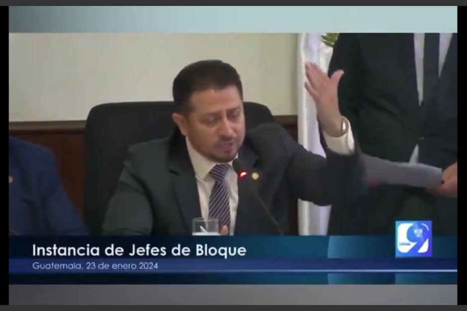 Nery Ramos, presidente del Congreso, se hizo viral por su inesperado comentarios tras finalizar una sesión con jefes de bloque. (Foto: captura de pantalla) 