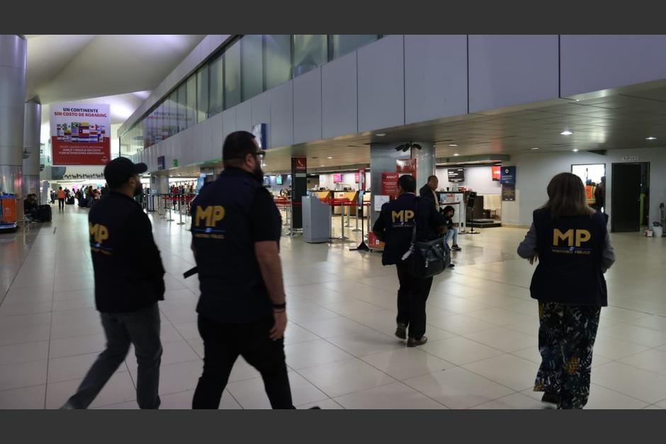 El Ministerio Público confirmó allanamientos en el Aeropuerto Internacional La Aurora en este jueves 1 de enero. (Foto: MP) 