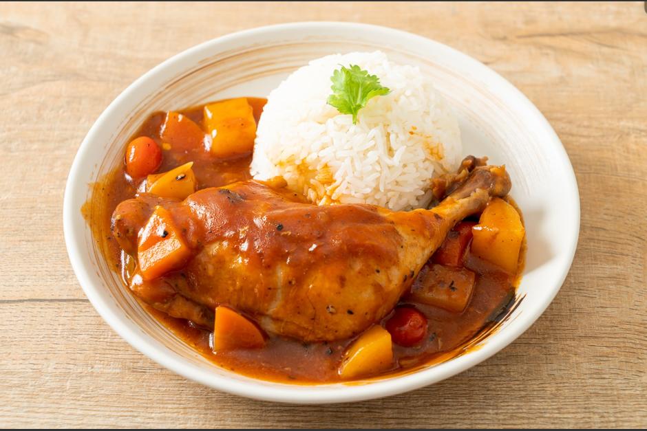 De acuerdo con la diputada Karina Paz, en el hospital se ha recibido carne de pollo descompuesta. (Foto: Shutterstock)