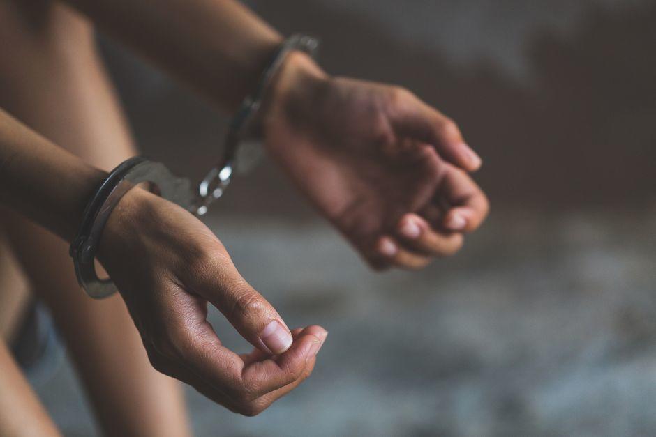 Una mujer fue capturada por amenazar con asesinar a su bebé. (Imagen Ilustrativa: Shutterstock)