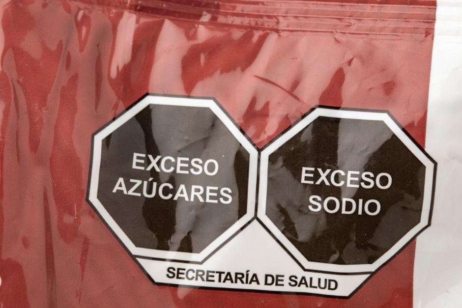 En el Congreso hay una propuesta de ley que busca agregar sellos de alerta nutricional a varios productos. (Foto ilustrativa: Shutterstock)
