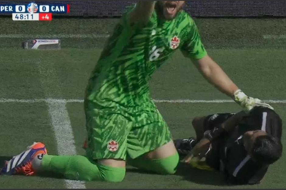 El asistente guatemalteco Humberto Panjoj se desmayó en pleno partido. (Foto: DSports)