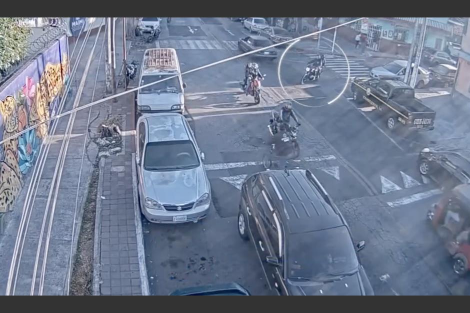 Así fueron identificados los integrantes de una banda dedicada a cometer asaltos en medio del tránsito. (Foto: captura de video/Ministerio de Gobernación)