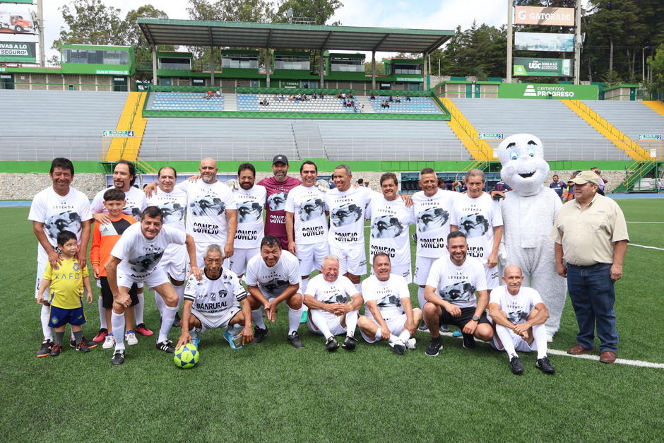 Los cremas se juntaron para brillar en La Pedrera. (Foto:/Javier del Cid/Colaborador)