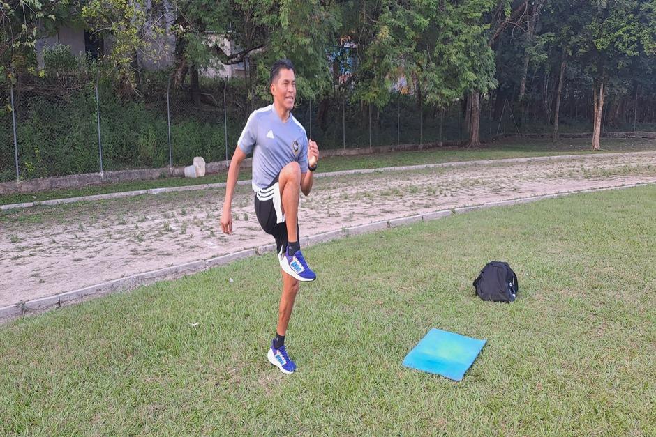 Humberto Panjoj es un árbitro petenero que ha podido destacar a nivel nacional e internacional. Tú también puedes. (Foto: Archivo)