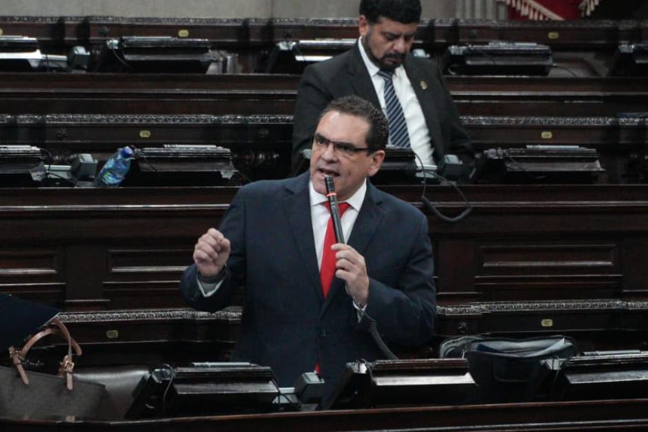 El diputado Boris España considera que Guatemala debería seguir los pasos de El Salvador y salir del Parlacen. (Foto: Wilder López/Soy502)