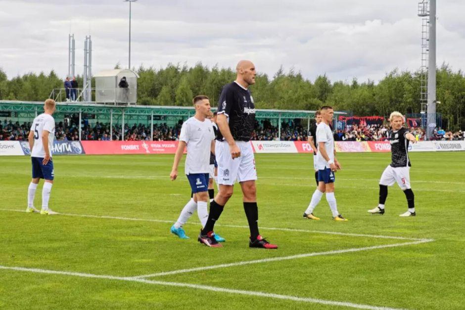Pavel Podkolzin está viviendo un sueño al poder debutar oficialmente en el futbol profesional de su país Rusia. (Foto: X)
