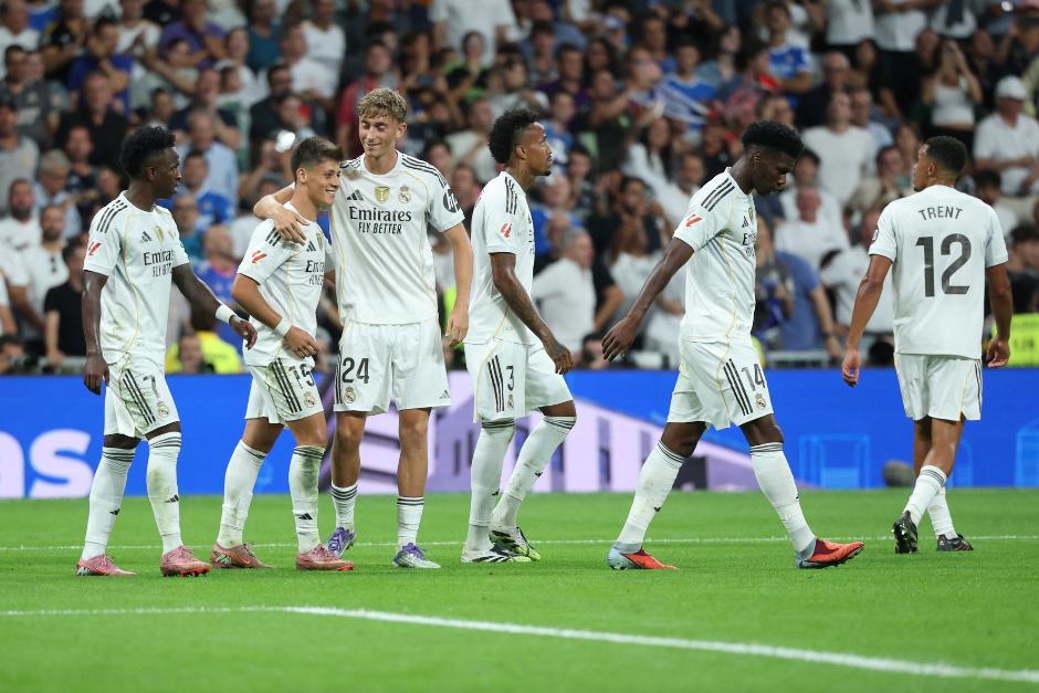 Real Madrid duerme líder de La Liga, a la espera de lo que puedan hacer Barcelona, Villarreal y Athletic Bilbao. (Foto: AFP)