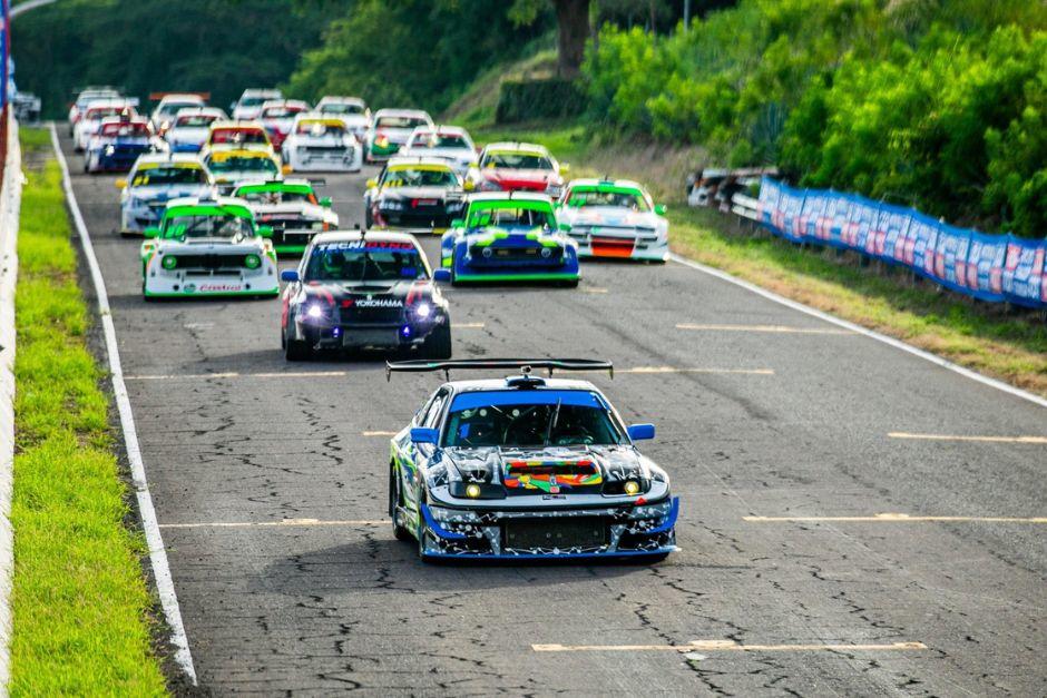 Más de 50 autos, y 70 pilotos, han participado en la temporada 2025, en uno de los seriales más importantes de Centroamérica. (Foto: Botoneta All Series)