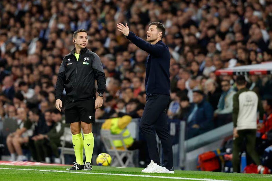 El DT de los merengues se quejó del arbitraje en el partido contra el Celta. Además, lamentó la lesión de otro defensor, su punto débil en la temporada. (Foto: RM)