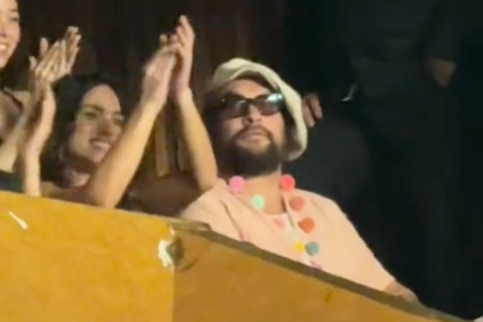 Jason Momoa y Adria Arjona causaron furor entre los músicos de la "Residencia". (Foto: Eeeelaluna/Tik Tok)