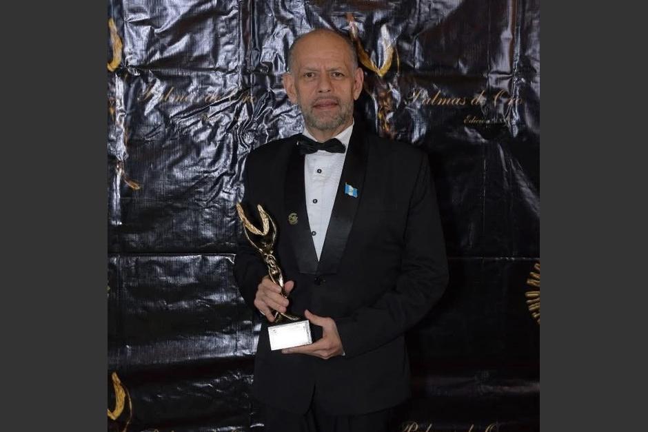 El docente guatemalteco obtuvo el galardón “Palmas de Oro” por la excelencia profesional educativa. (Foto: Nehemías Gutiérrez/Colaborador)