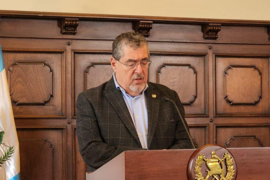 Este domingo 14 de diciembre el mandatario presentó pruebas sobre el ataque en Nahualá y Santa Catarina Ixtahuacán (Foto:Jorge Sente/Soy502)