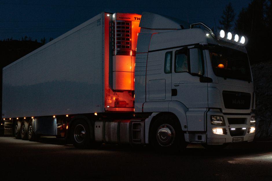 Argumentan que el aumento puede provocar más informalidad, menos empleo y menos inversión. (Foto ilustrativa: Shutterstock)