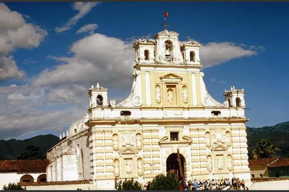 Así lucía el templo antes del terremoto de 1976. (Foto: Leonel Vásquez/Colaborador)