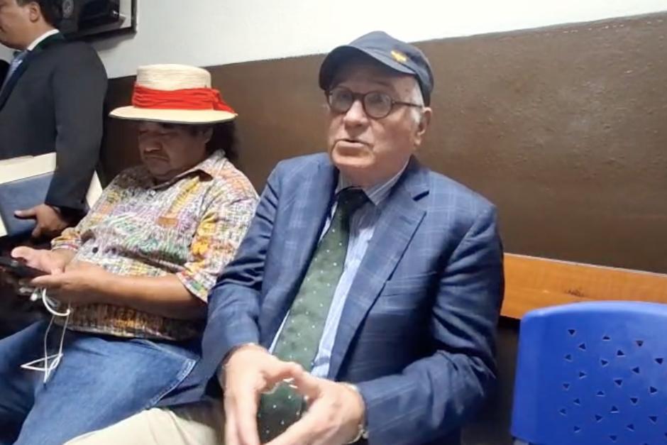 Ramón Cadena, acusado en el caso Toma Usac, se entregó a las autoridades y fue enviado a prisión provisional. (Foto: Wilder López/Soy502)