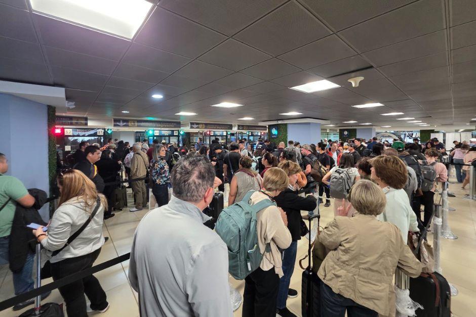 La DGAC recomienda a los viajeros anticipar su llegada al Aeropuerto La Aurora. (Foto: Archivo/Soy502)